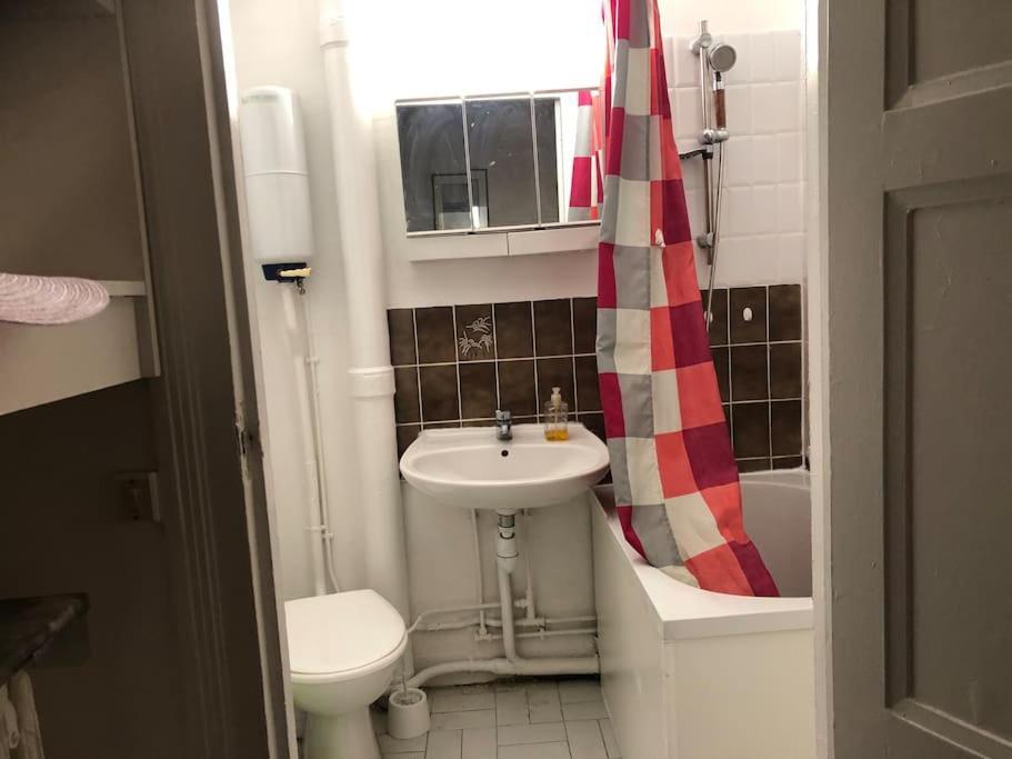 Beau Appartement,Proche De Metro Paris Eksteriør bilde